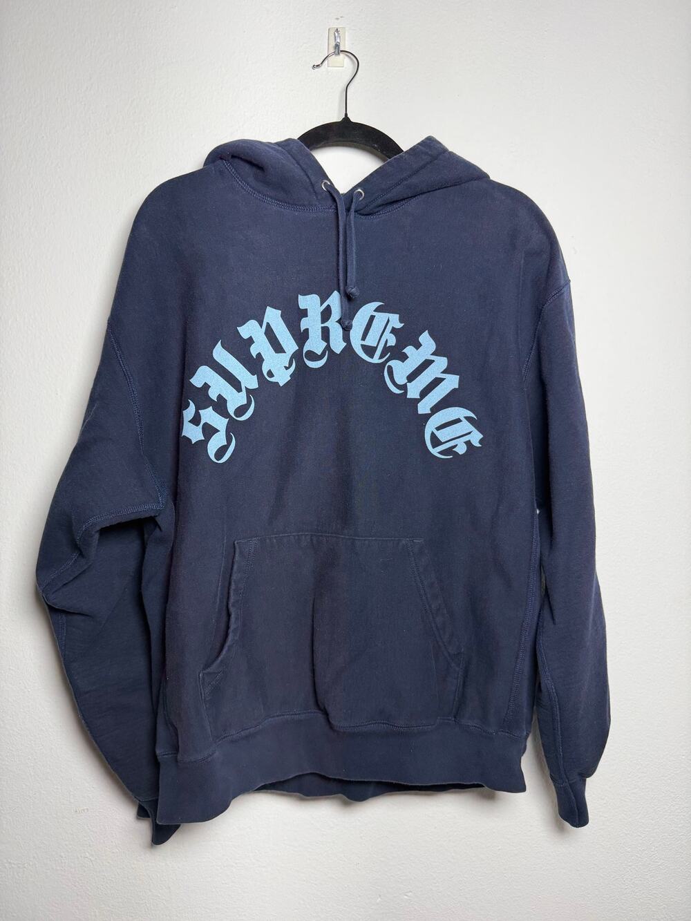 Supreme Printed Arc Hooded Sweatshirt